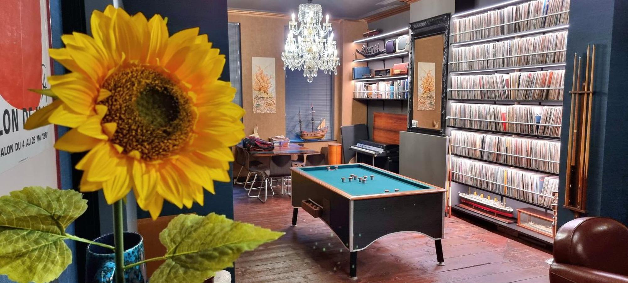Logies La Chevre Folle - Lodging & Cooking In Style With Shared Kitchen 오스텐드 외부 사진